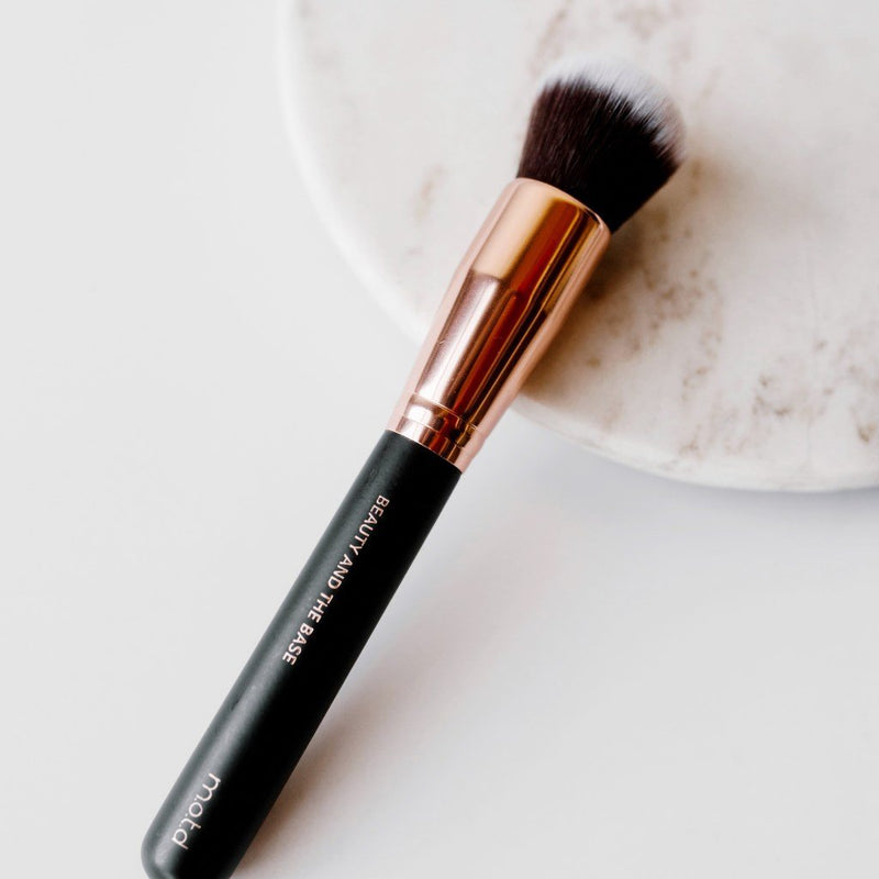 Beauty And The Base Foundation Brush - Vegan Concept