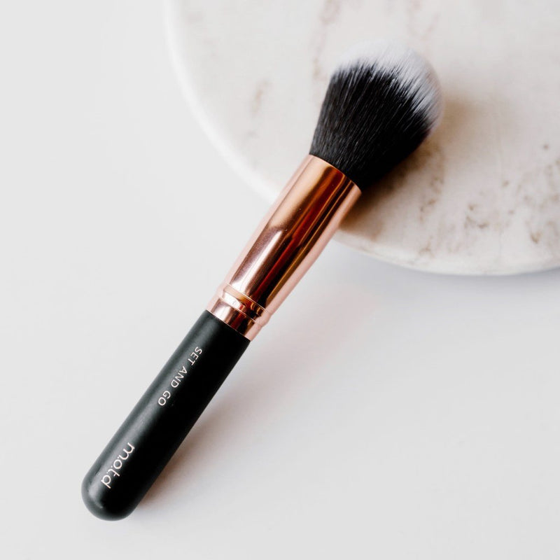 Set And Go Powder Brush - Vegan Concept